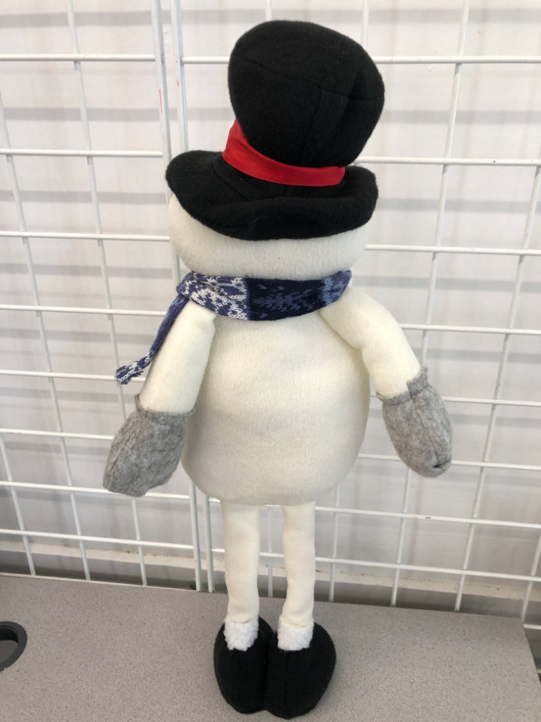 STANDING FABRIC SNOWMAN.