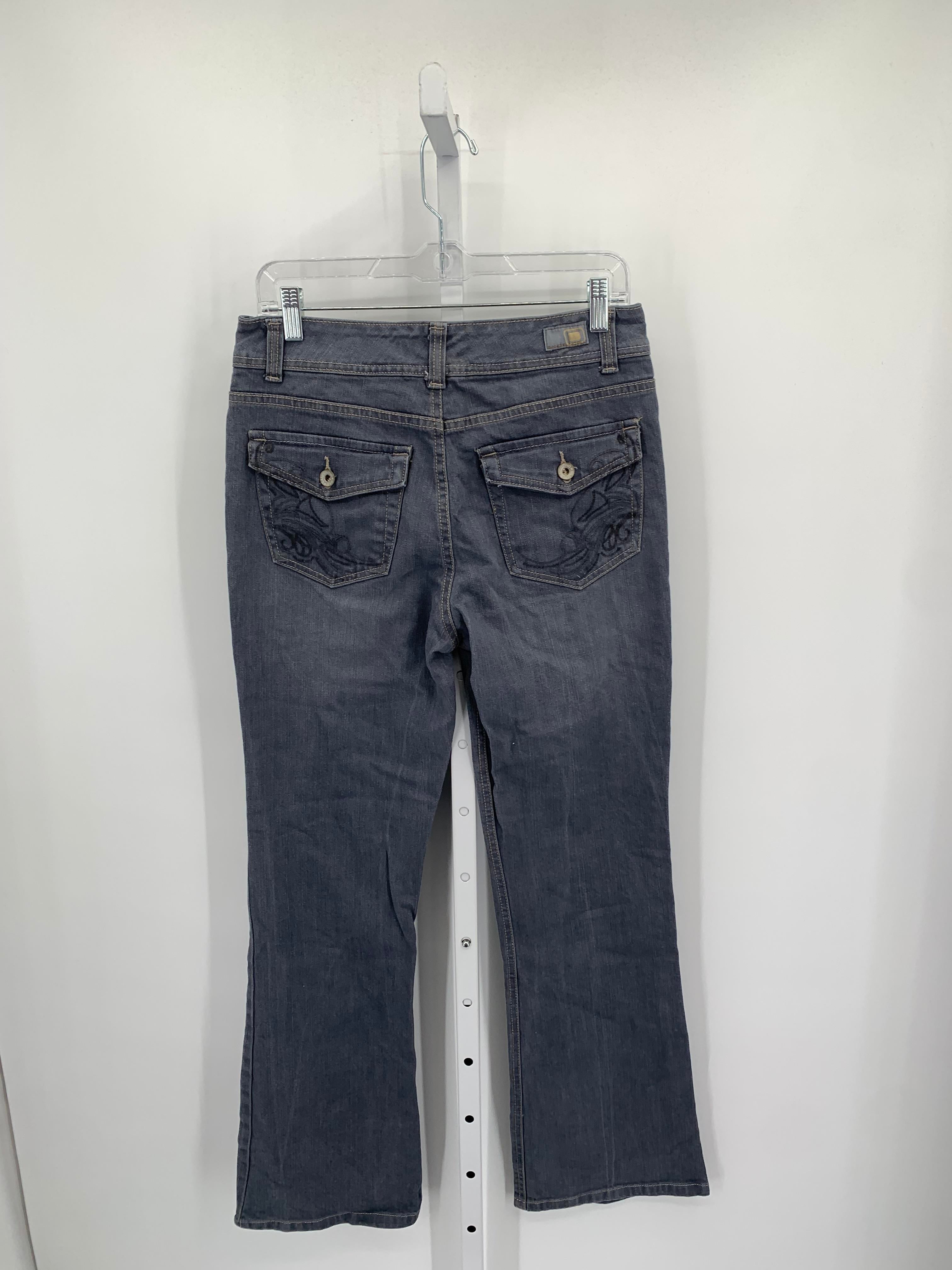 Bandolino Size 8 Misses Jeans