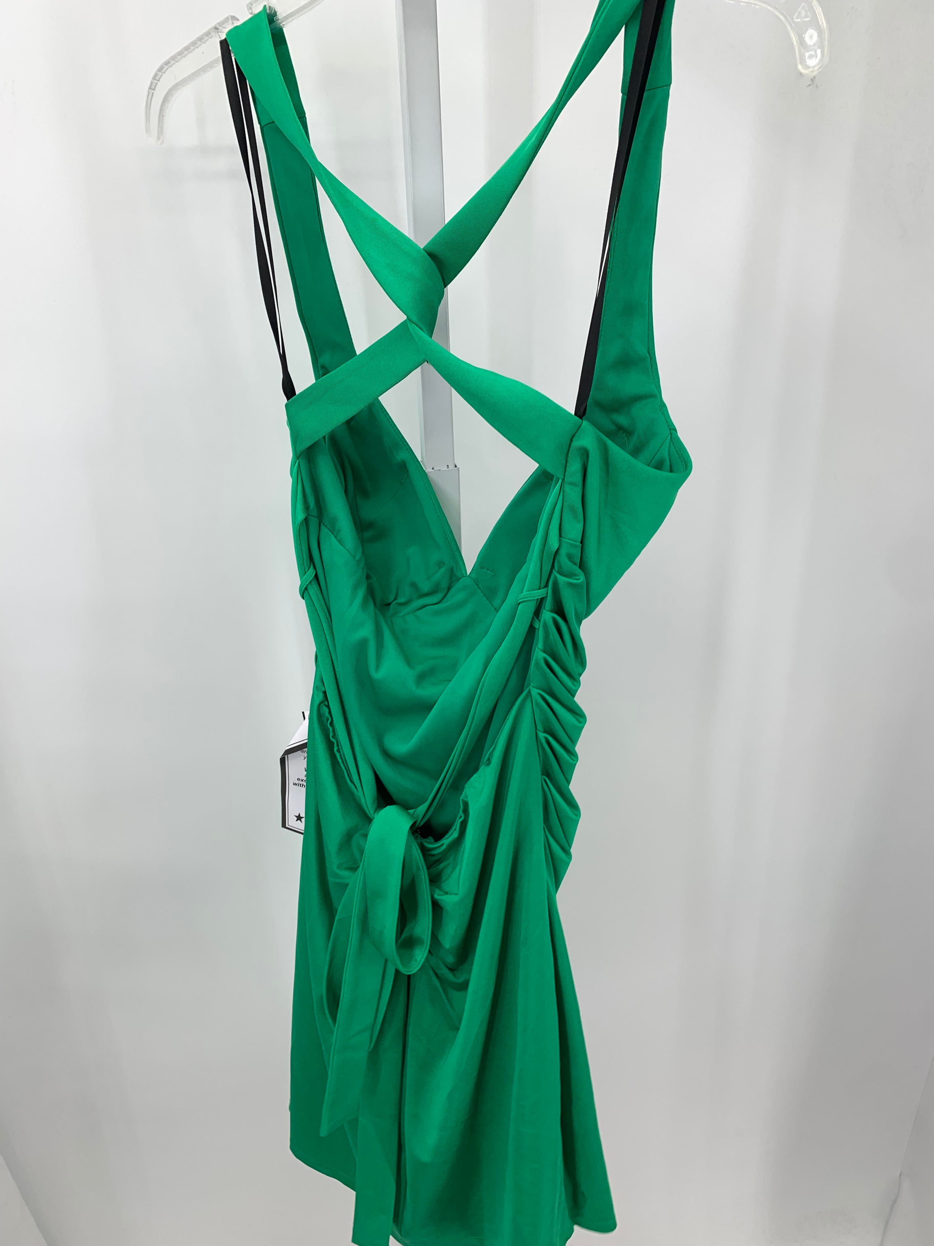 B. Darlin Size 11/12 Juniors Sleeveless Dress