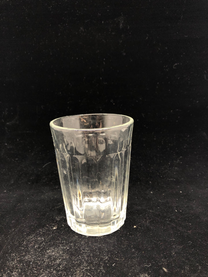 4 GLASS RIBBED JUICE GLASSES.