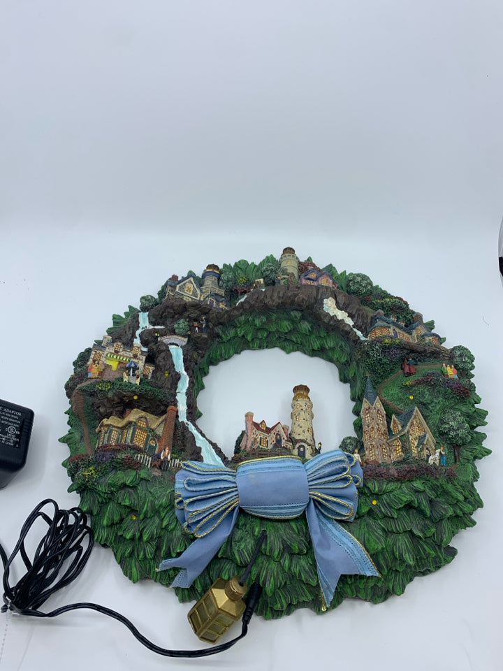 HEAVY RESIN THOMAS KINKADE SEASIDE VILLAGE LIGHT UP LIGHTHOUSE WREATH.