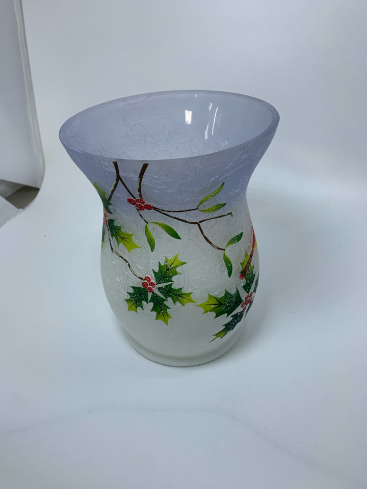HURRICANE CRACKLE GLASS FROSTED CANDLE HOLDER W/ PAINTED CARDINALS YANKEE CANDLE
