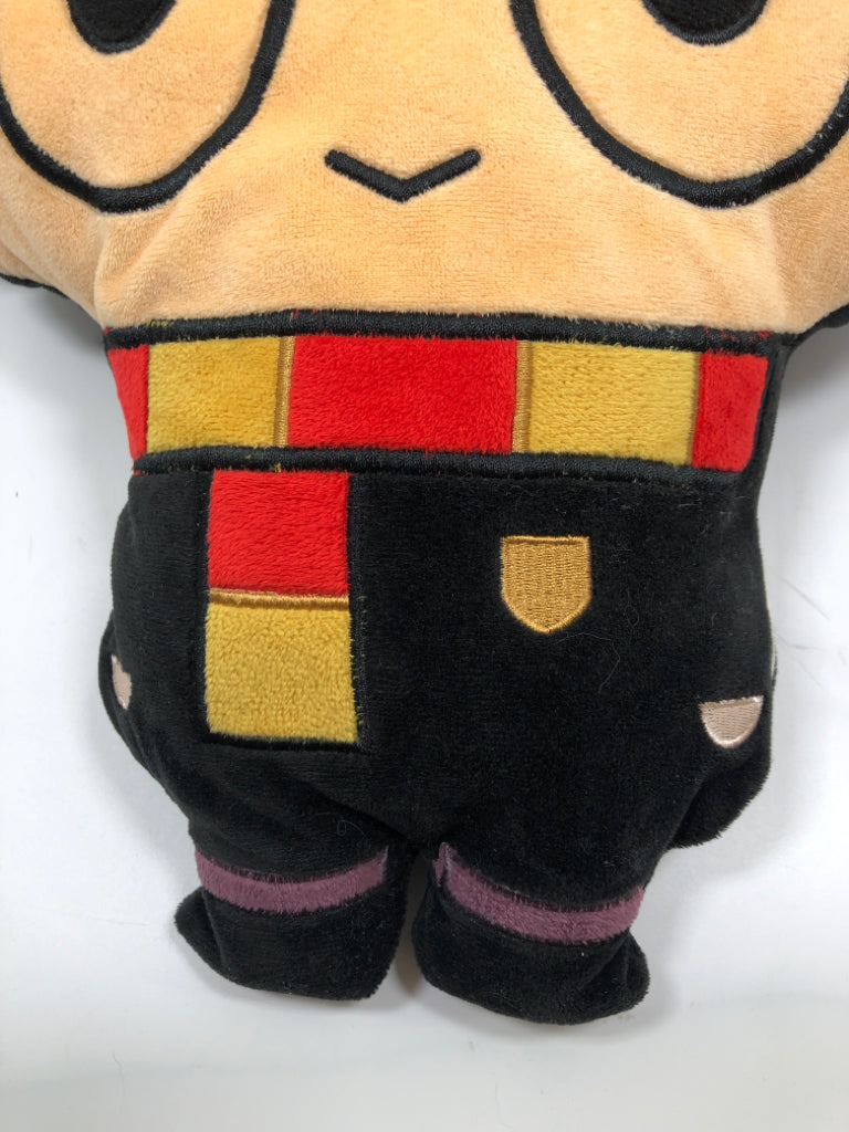 HARRY POTTER FIGURE PILLOW.