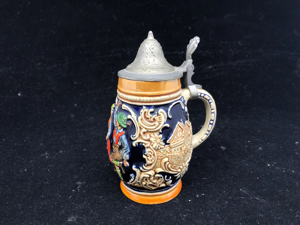 CERAMIC COUPLE DANCING BEER STEIN.