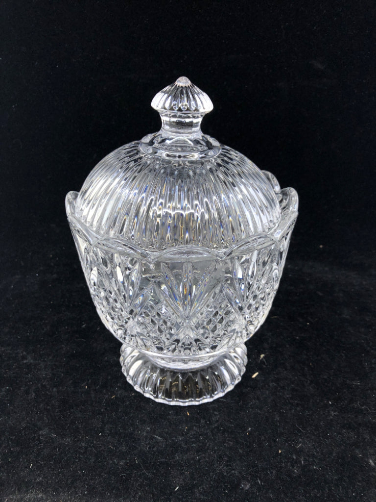CLEAR CRYSTAL CONTAINER WITH LID STARBURST PATTERN.