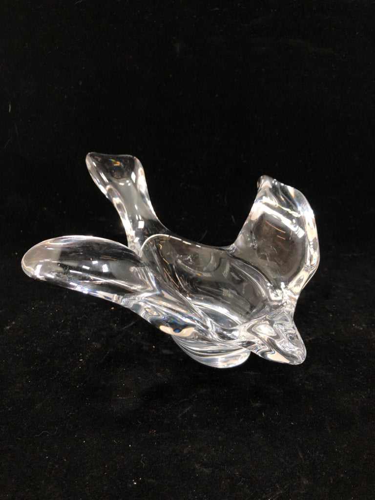 GLASS DOVE BOWL.
