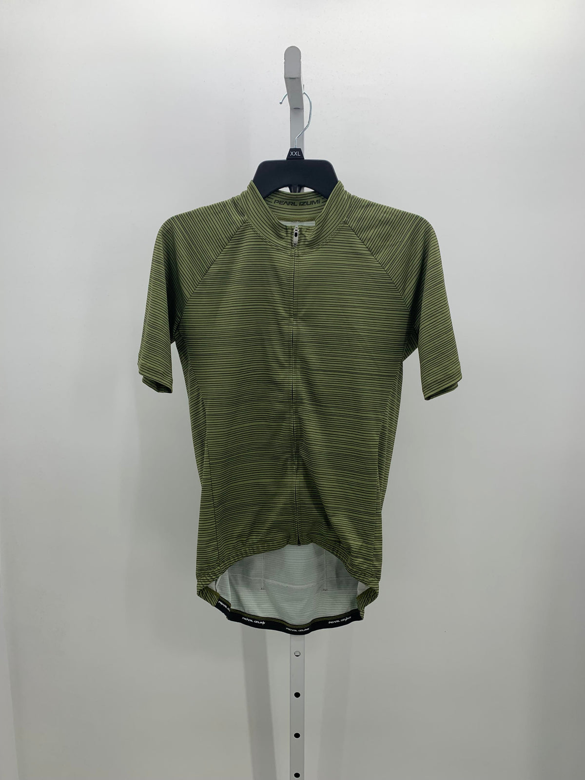 Size Medium Misses Short Sleeve Shirt