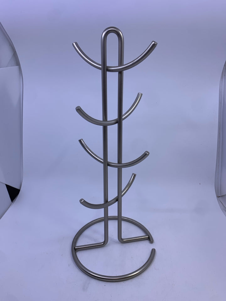 SILVER METAL 8 SLOT MUG TREE.