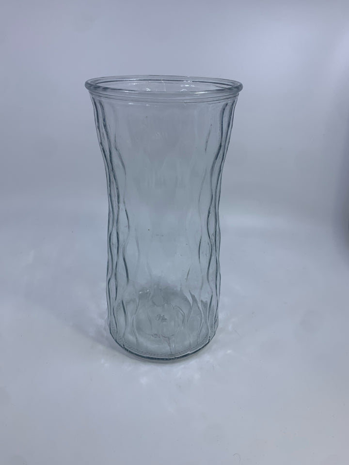 WAVY RIBBED TALL GLASS VASE.