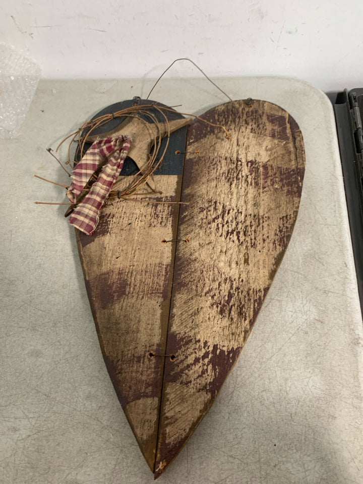 LARGE STARS/STRIPES WOOD HEART WALL HANGING.