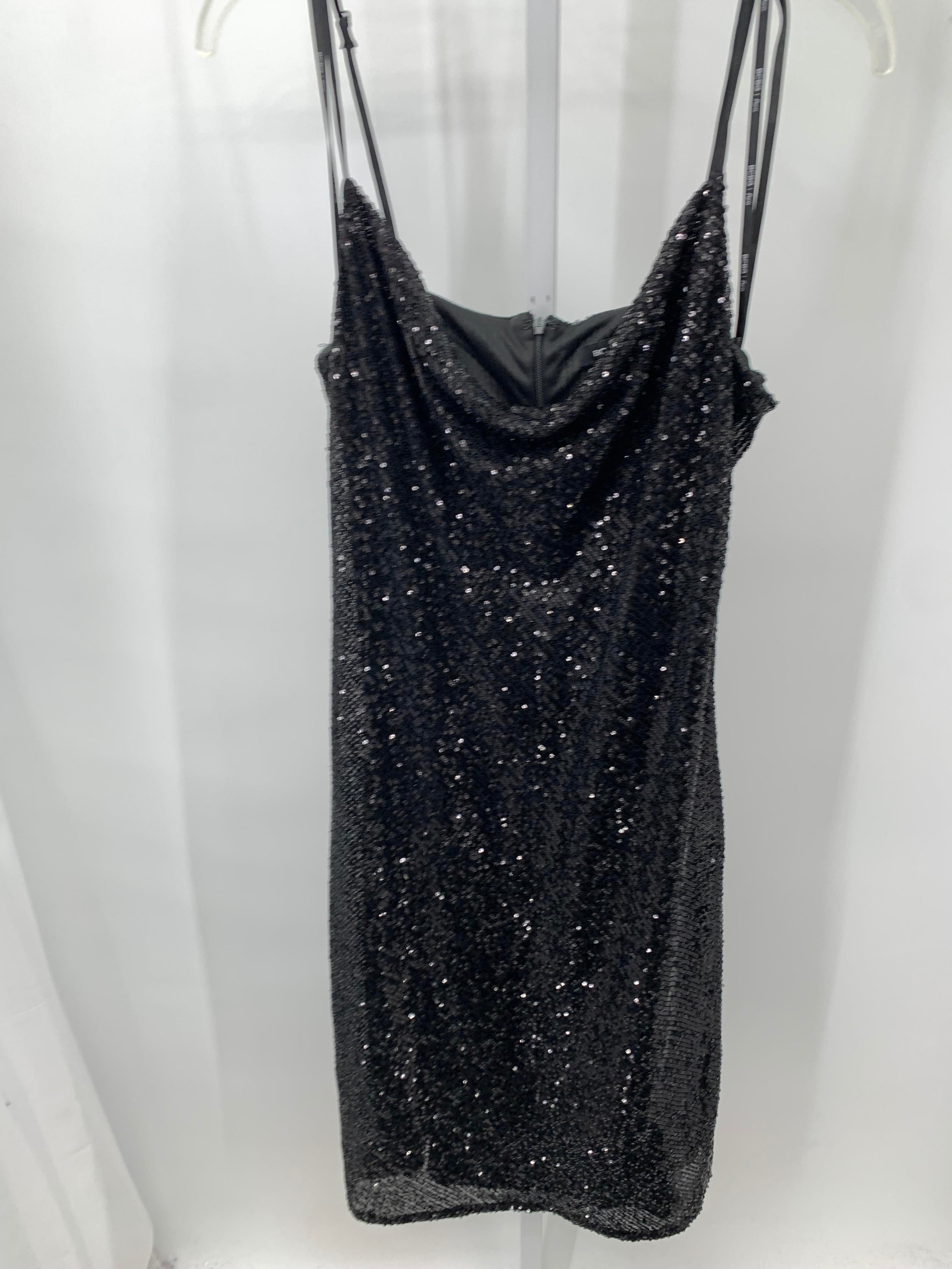 BCBG Size Large Misses Sleeveless Dress