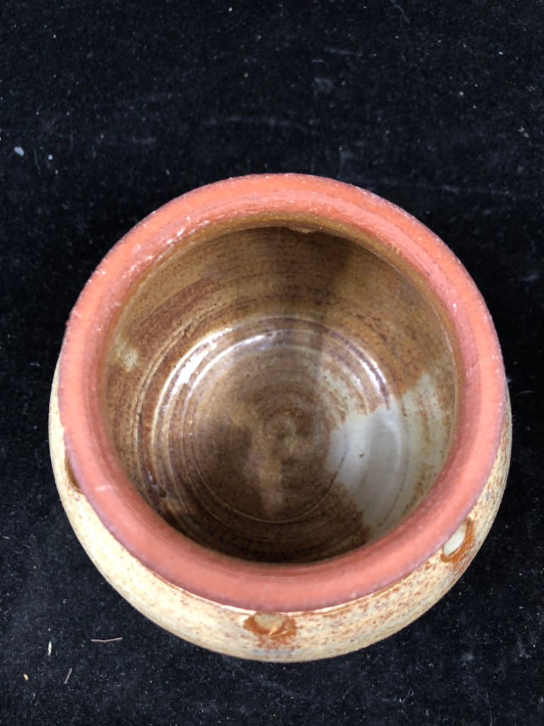 BROWN CERAMIC GARLIC KEEPER.