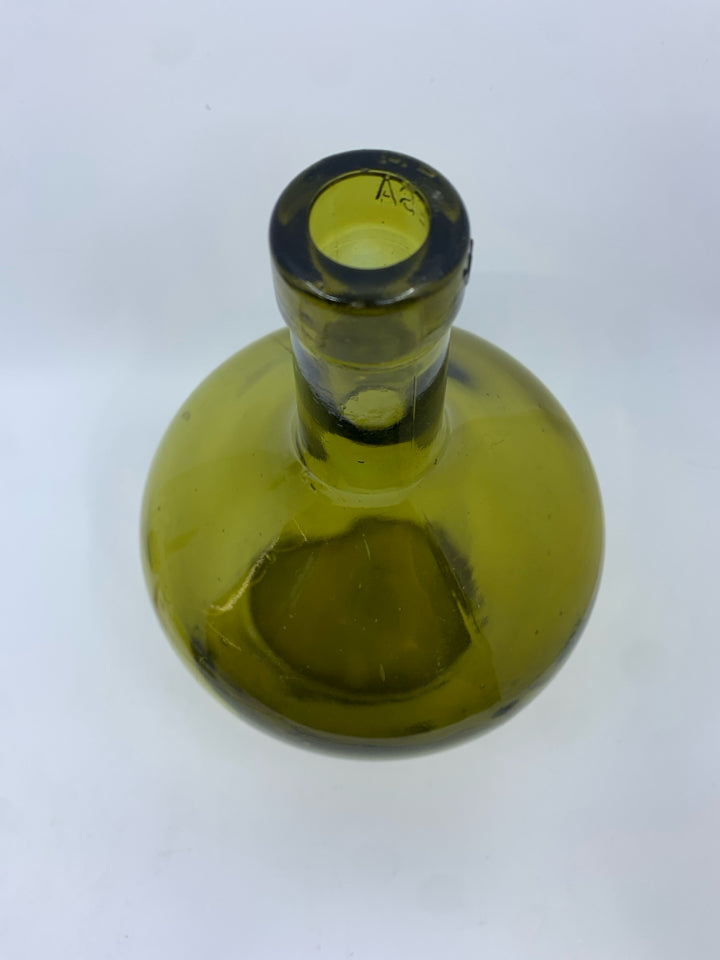 GREEN GLASS BOTTLE W NARROW TOP.