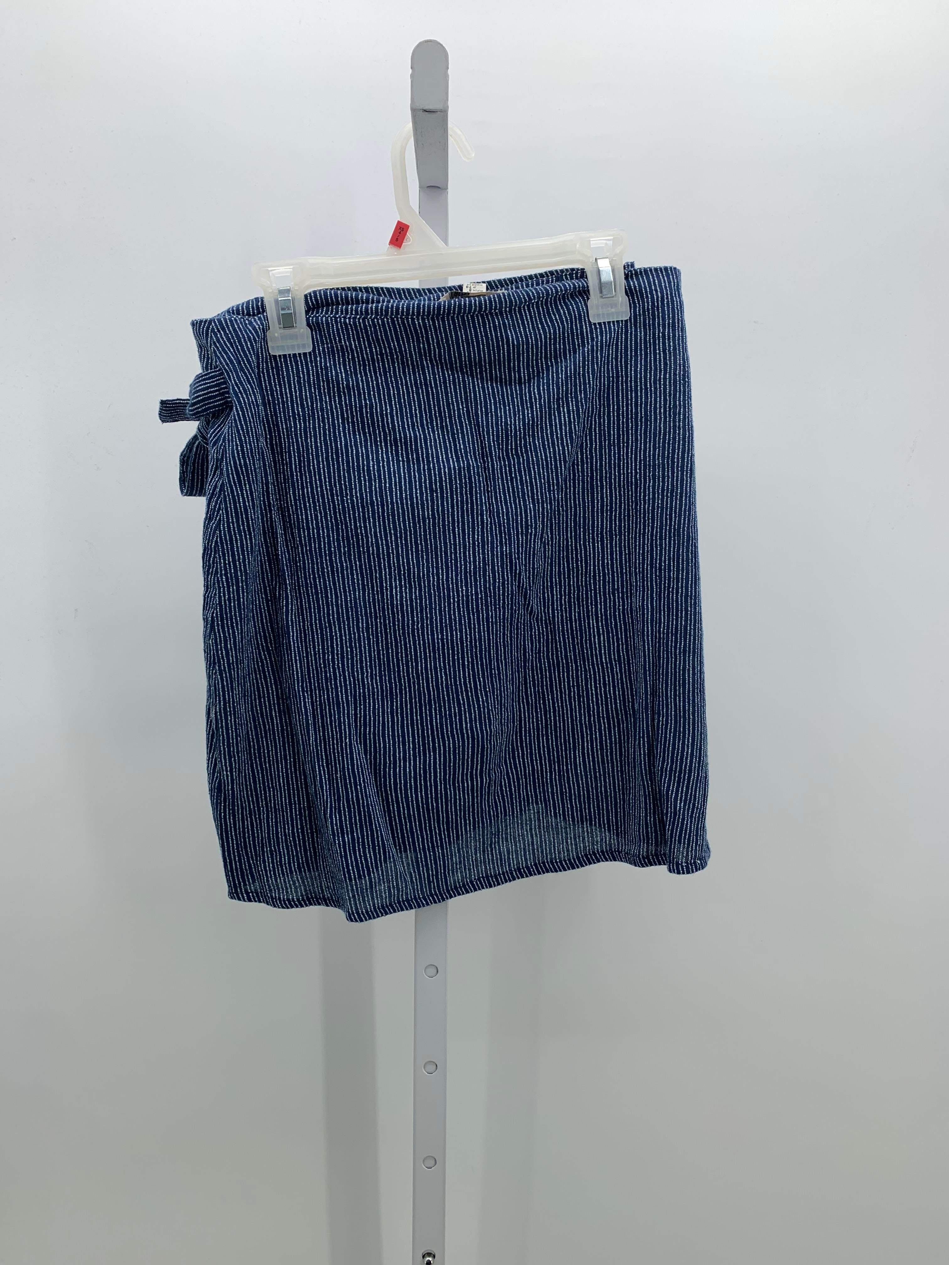 Size Small Juniors Skirt