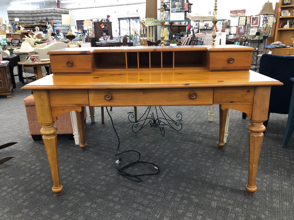 STANLEY FURNITURE WOOD SECRETARY DESK.