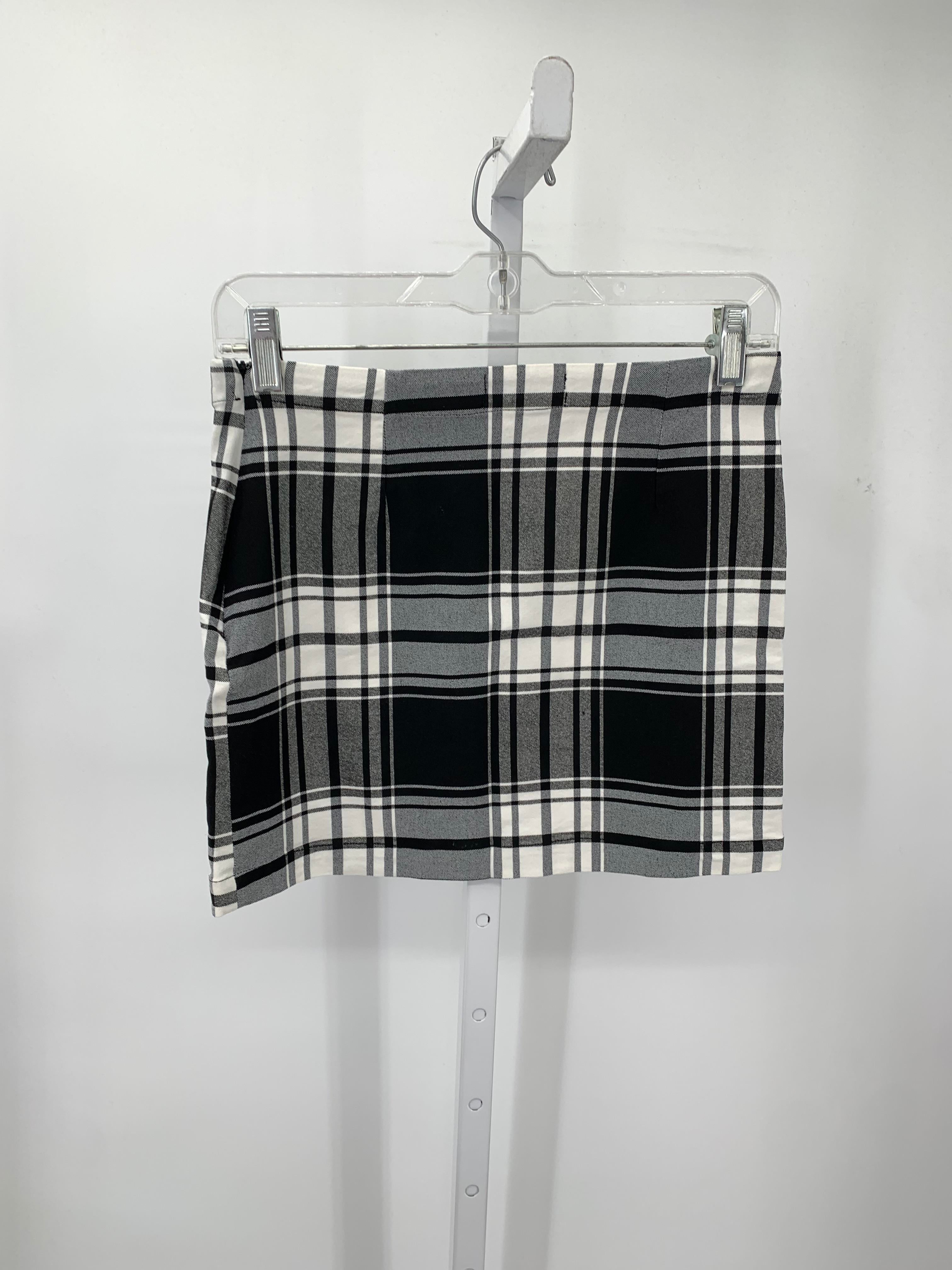 Urban Outfitters Size Medium Juniors Skirt