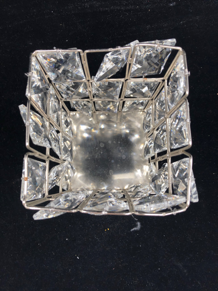 SILVER AND GEMS SQUARE PILLAR CANDLE HOLDER.