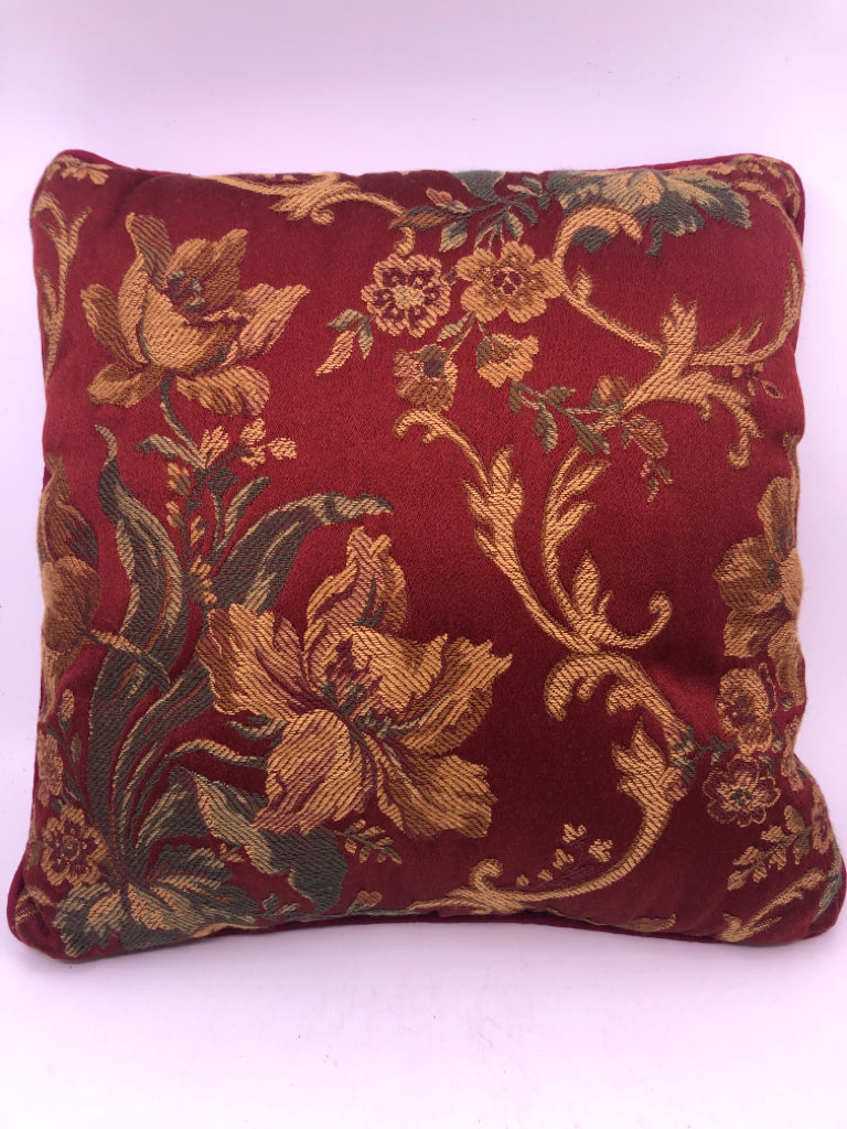 RED W/GOLD LEAVES ACCENT PILLOW.