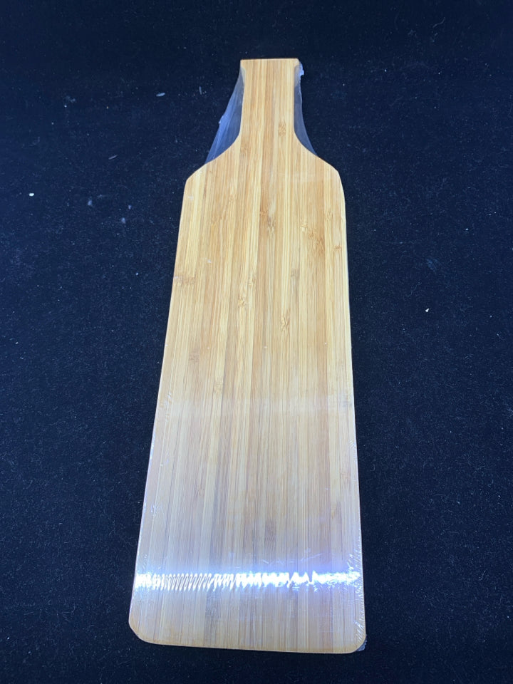 NIP BAMBOO CHEESE BOARD.