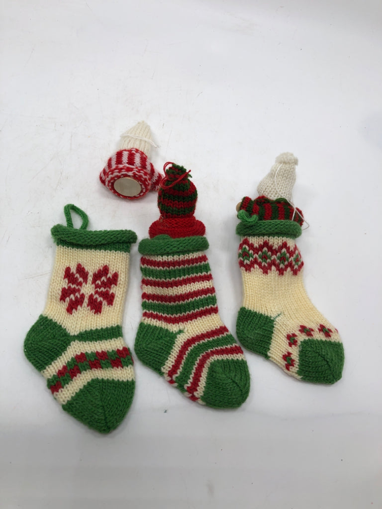 3 STOCKING W/ LITTLE PEOPLE ORNAMENTS IN BAG.