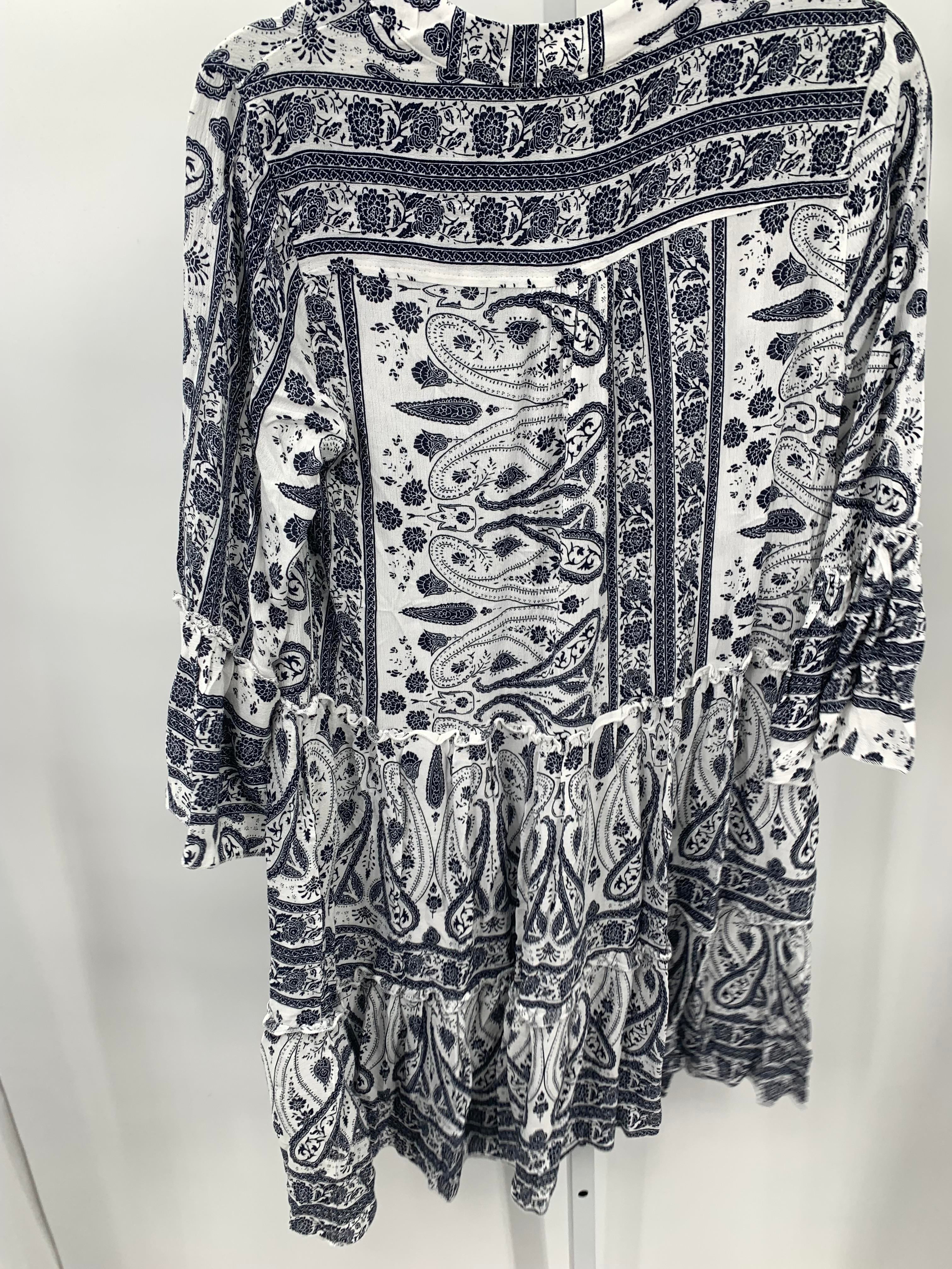 Size Small Misses 3/4 Sleeve Dress