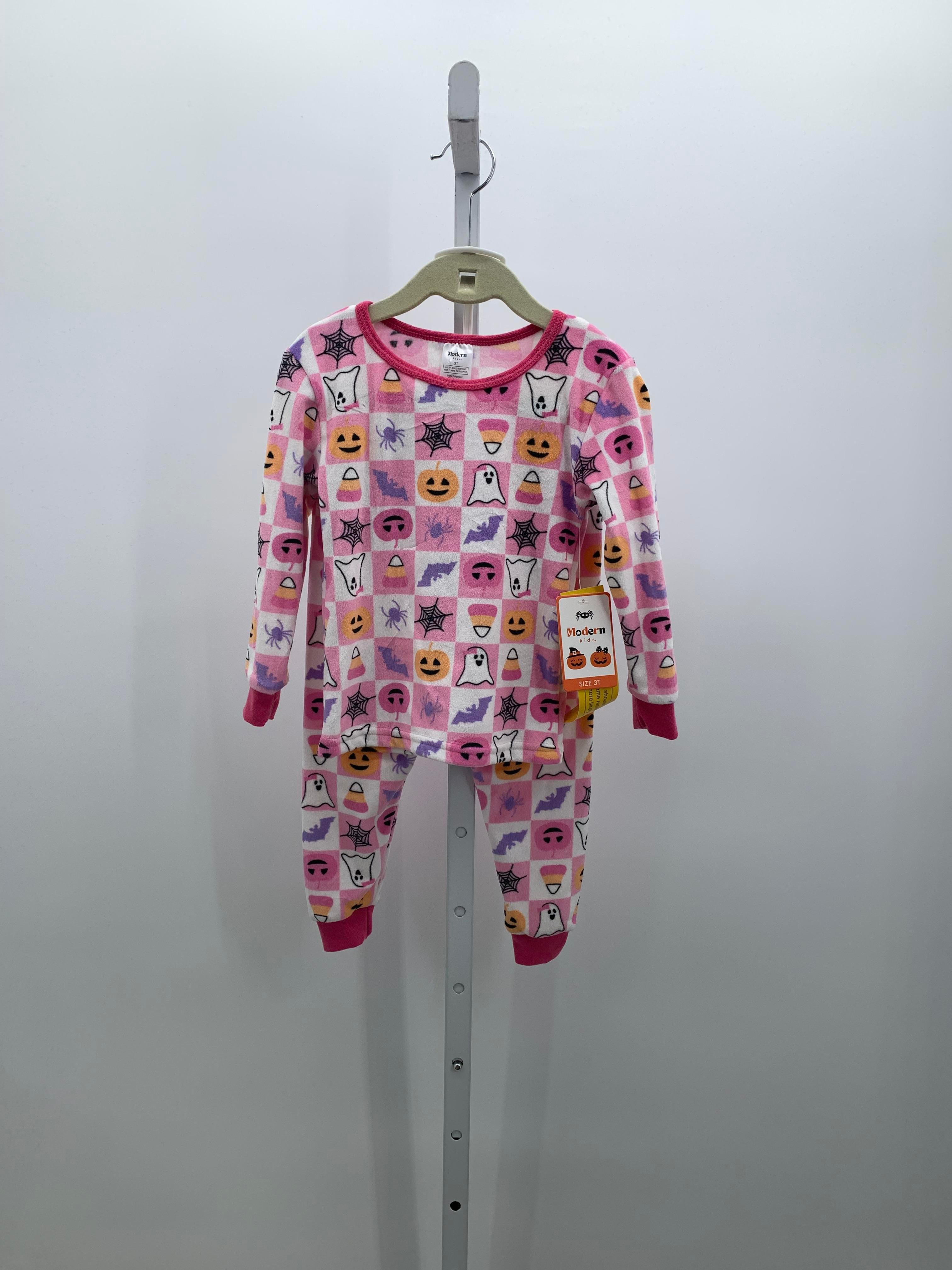 NEW CHECKERED FLEECE PJS.