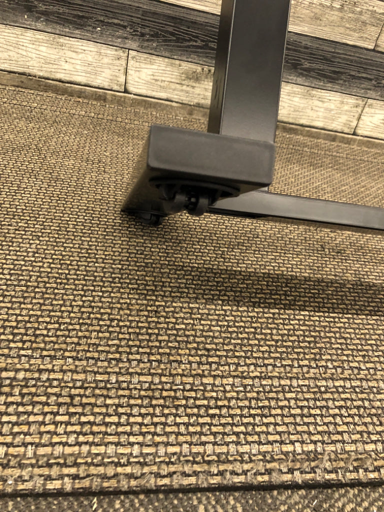 BROWN ADJUSTABLE DESK ON WHEELS.