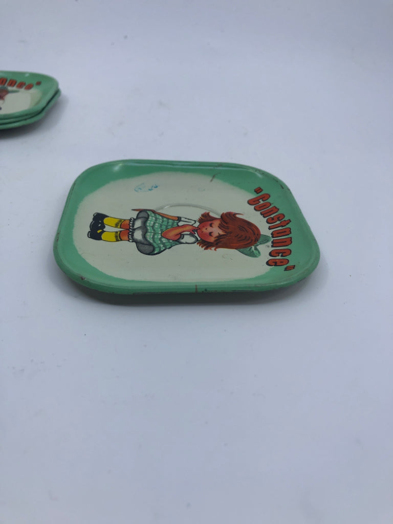 4 SMALL METAL VTG PLATES.