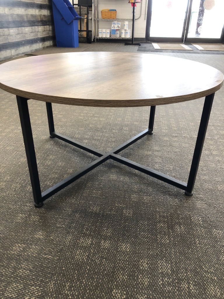 CIRCULAR WOODEN & METAL COFFEE TABLE.