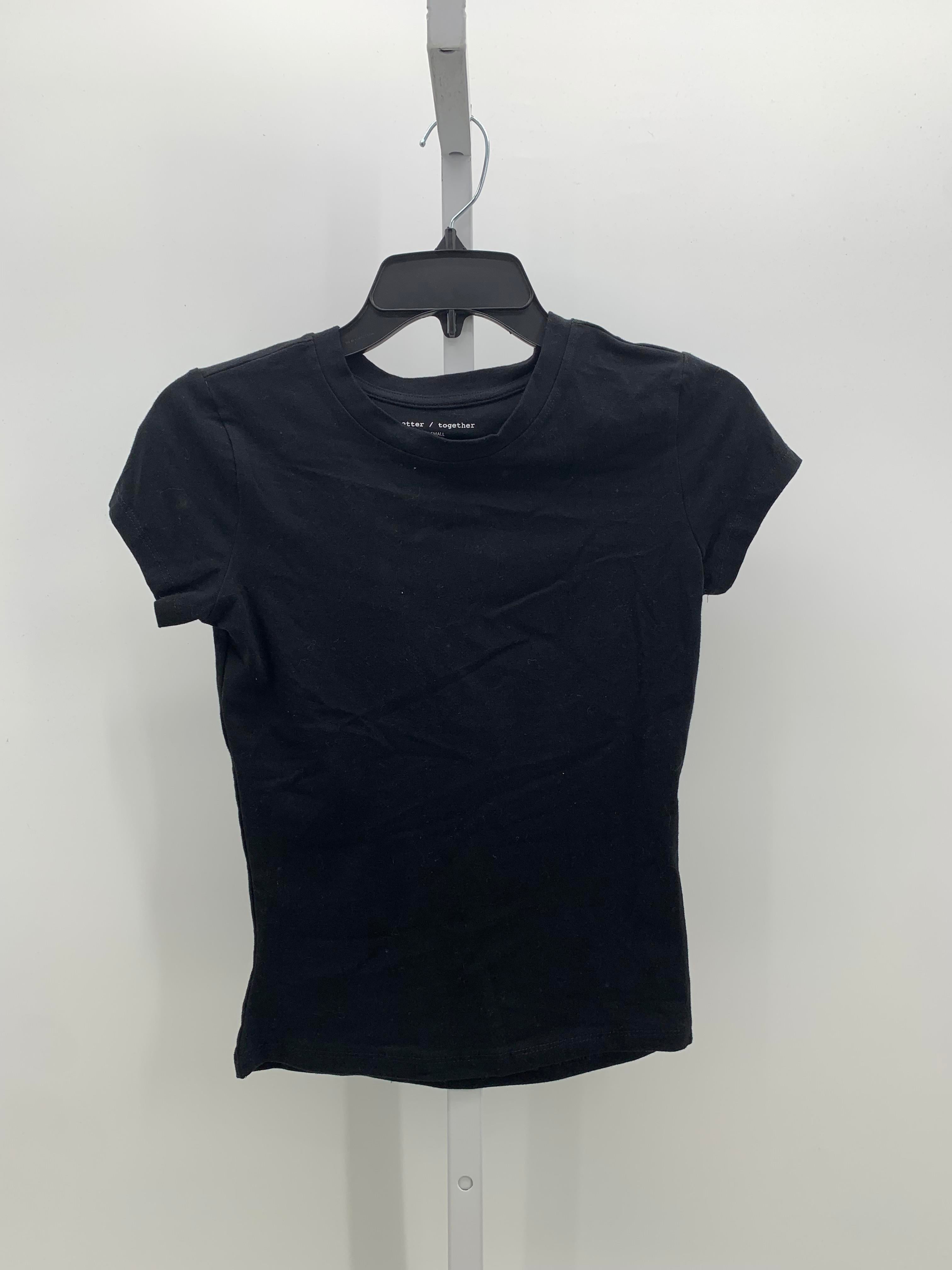 Size X Small Juniors Short Sleeve Shirt