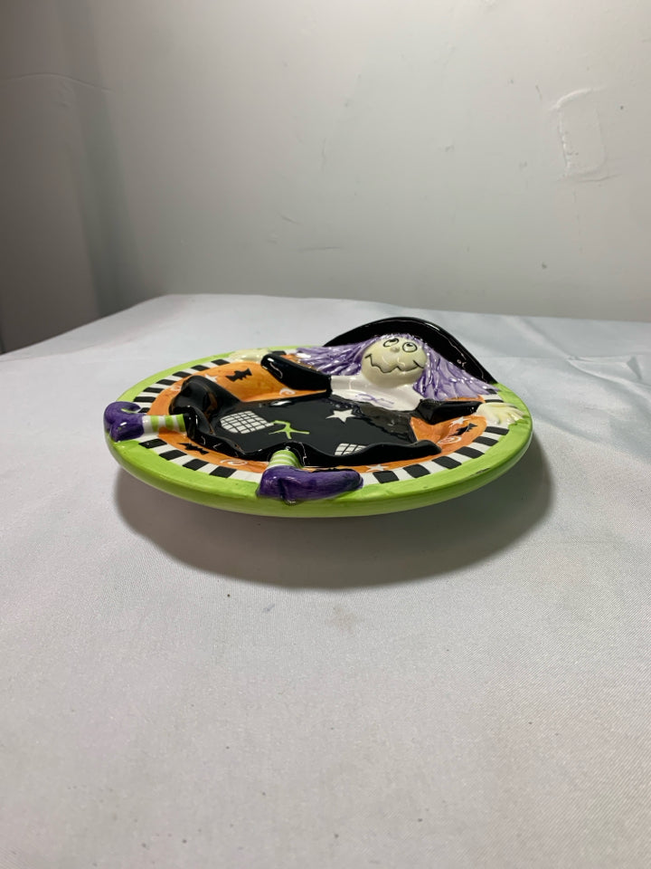 WITCH HALLOWEEN CANDY DISH.