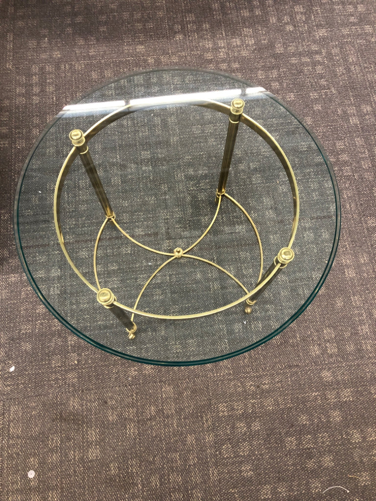 ROUND GLASS SIDE TABLE W/GOLD BASE.