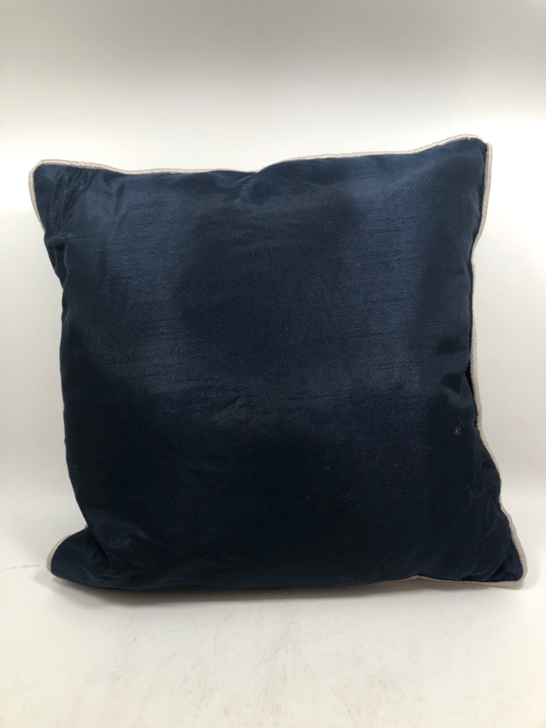 BLUE/GRAY STITCHED PILLOW.