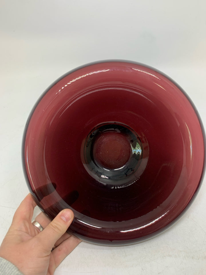 VTG FOOTED DARK PURPLE GLASS BOX W/ ROUNDED EDGE.