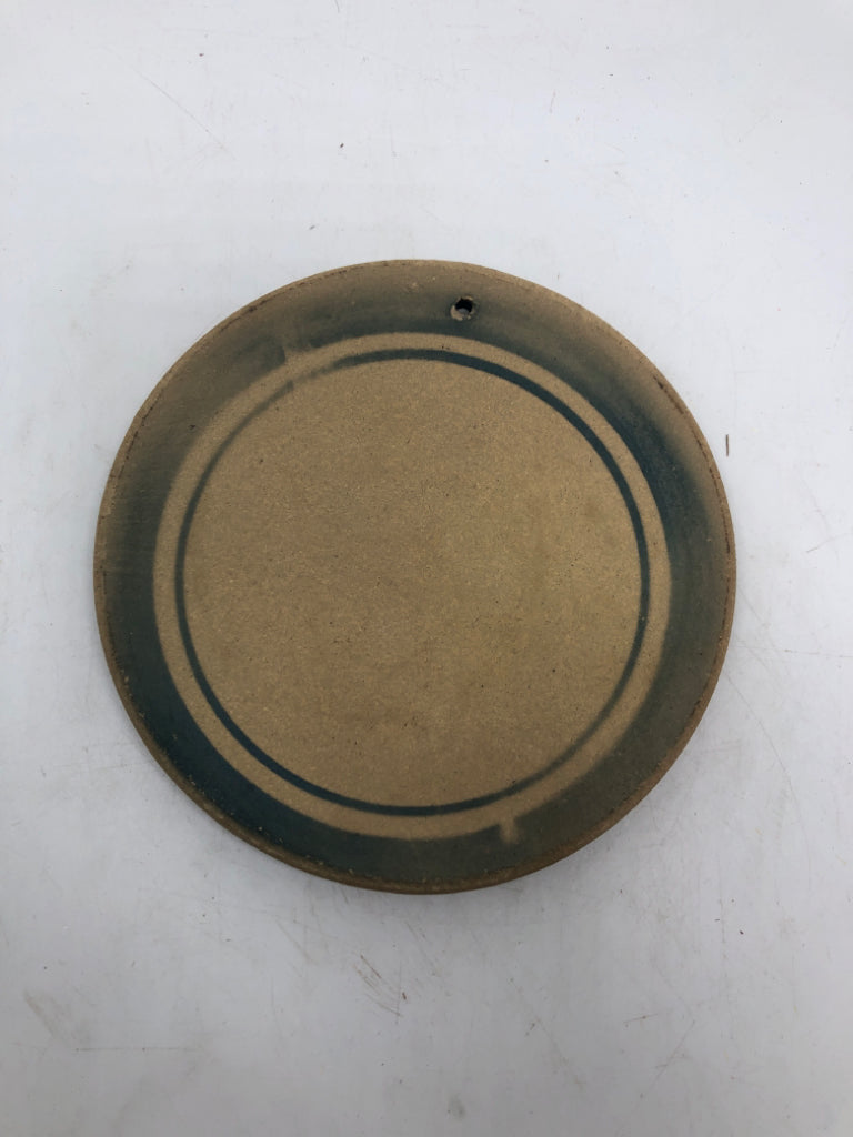 FERN ENGRAVED POTTERY COASTER.
