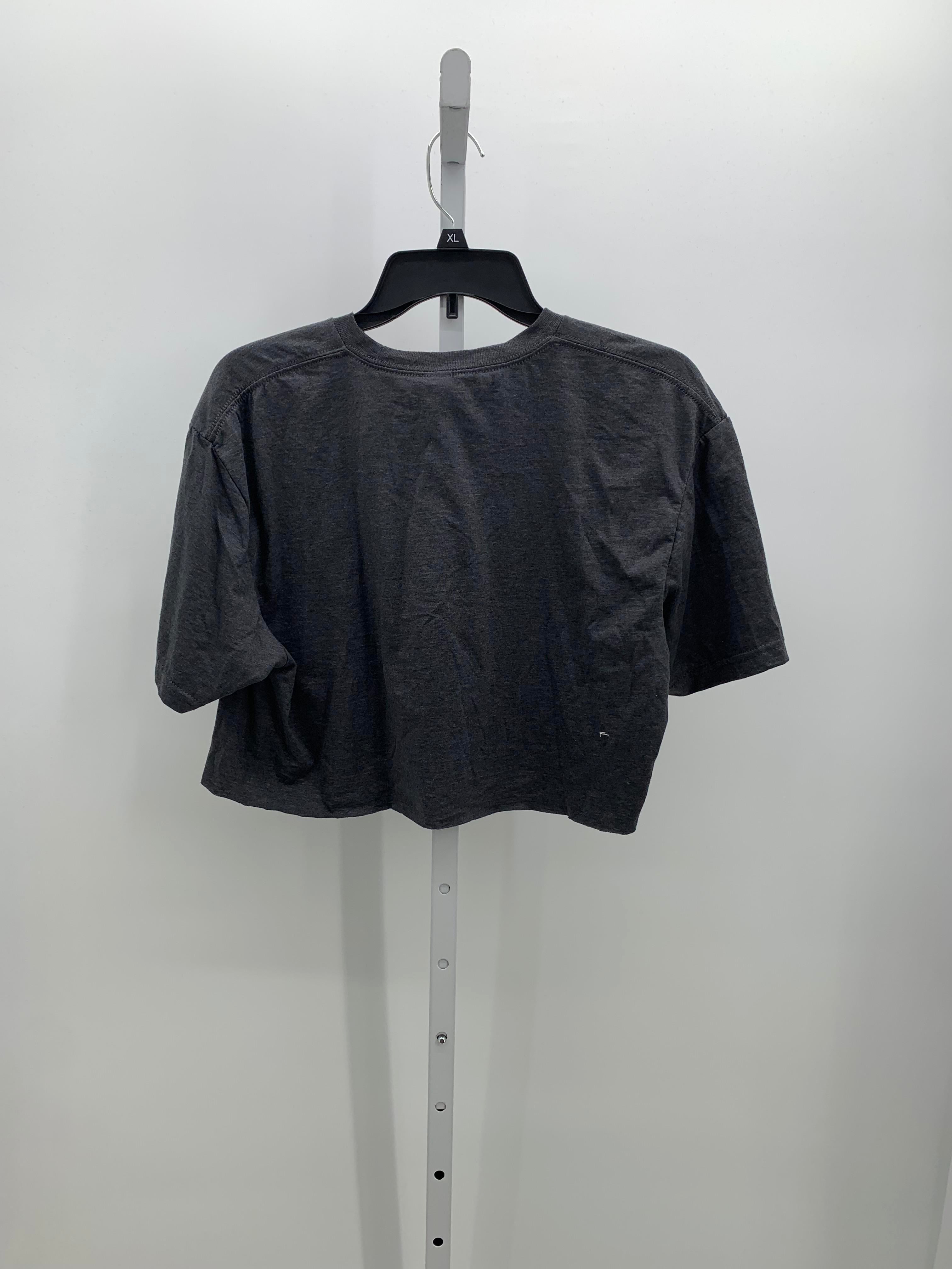 Gildan Size Large Juniors Short Sleeve Shirt