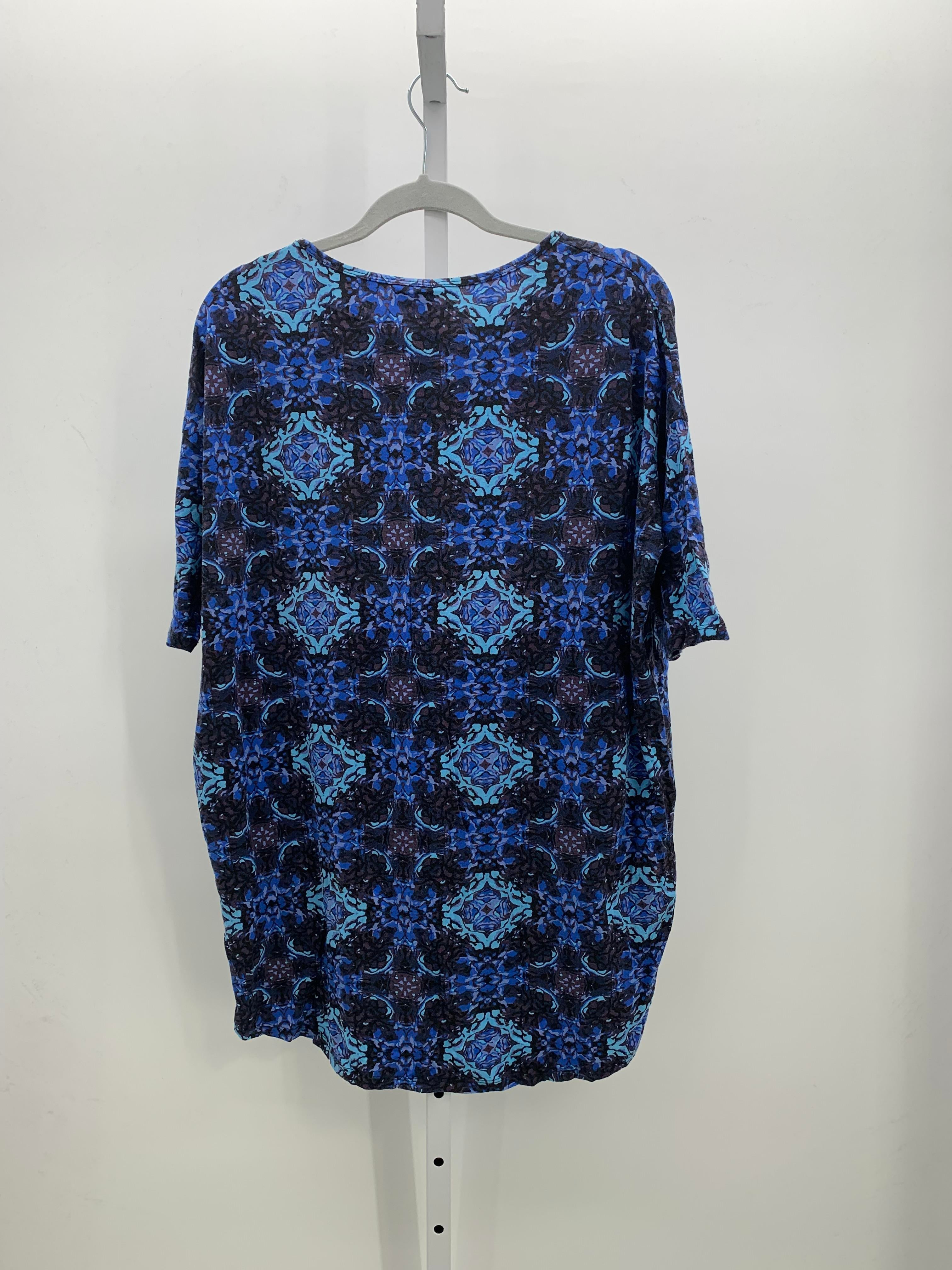 Lularoe Size Small Misses Short Sleeve Shirt