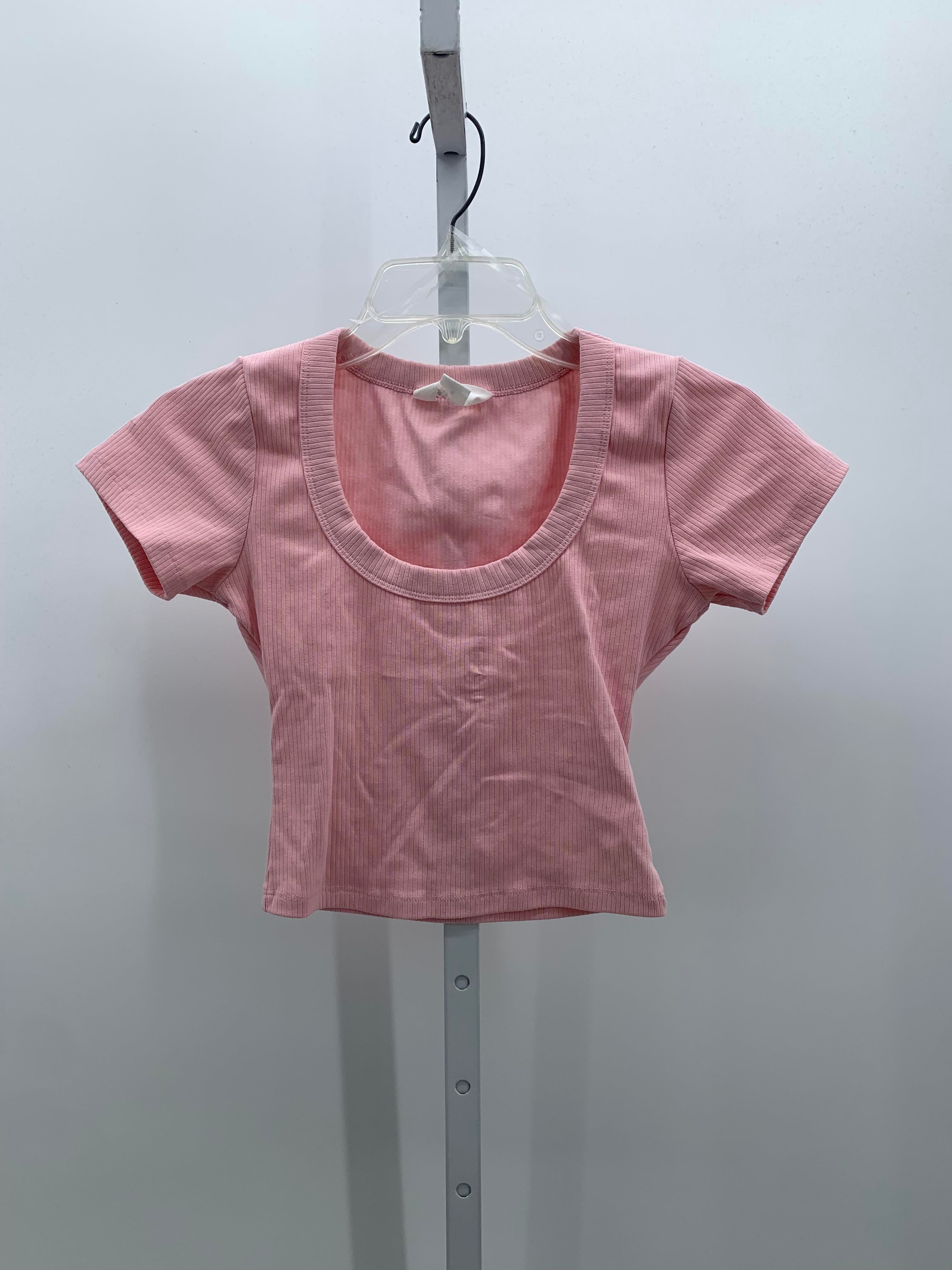 Size Small Juniors Short Sleeve Shirt