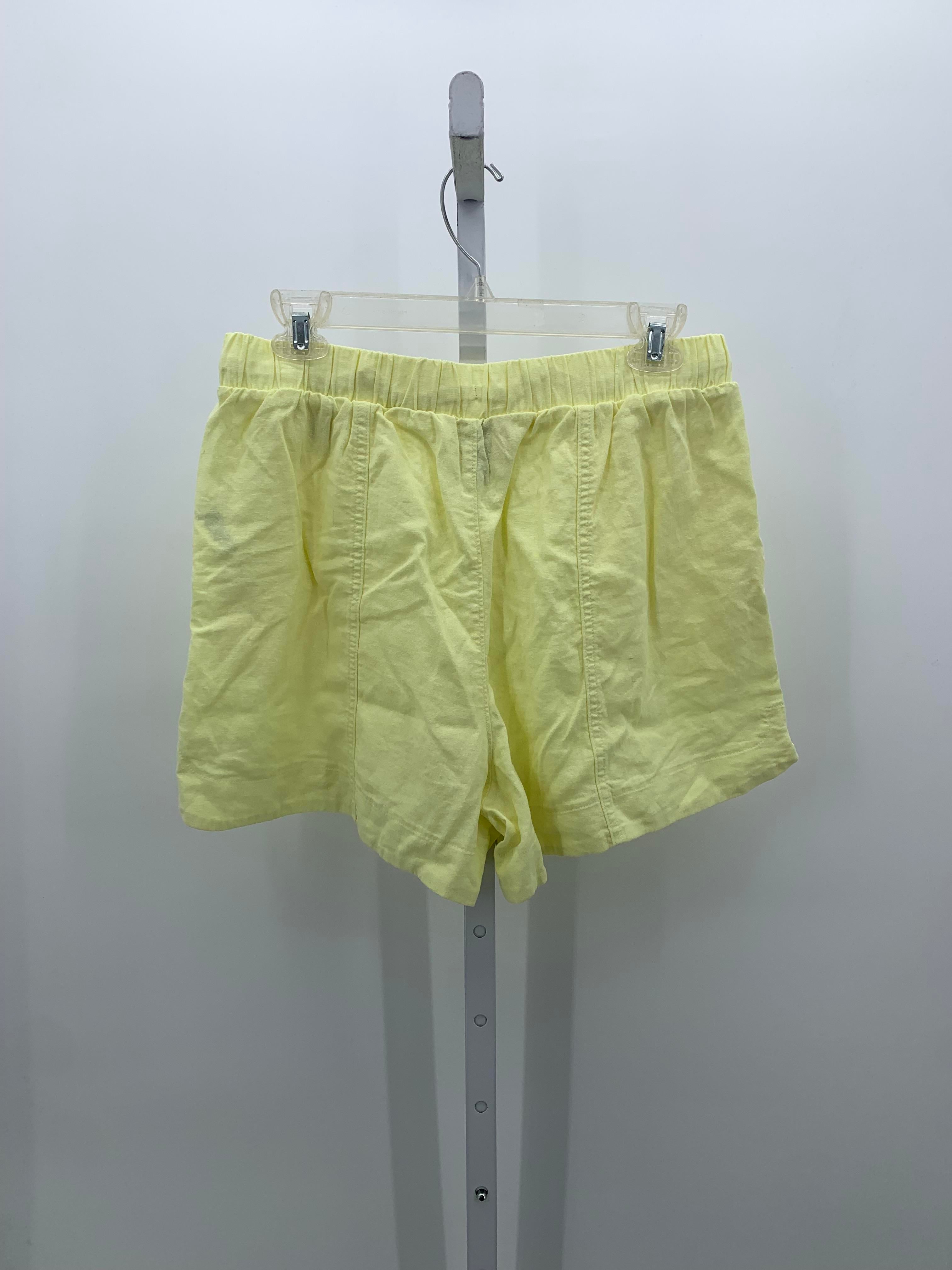 Universal Thread Size Medium Misses Shorts