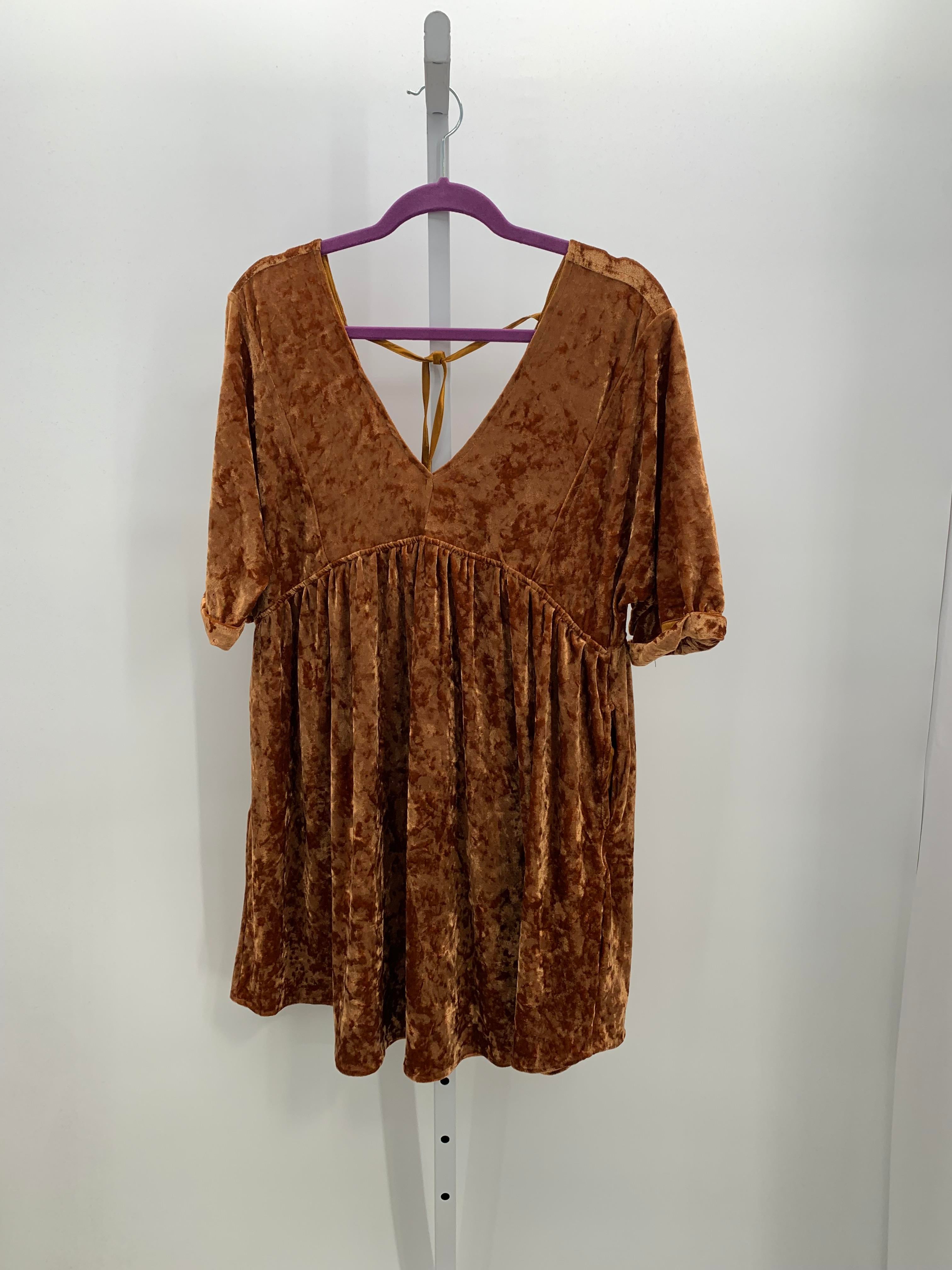 Size Small Misses Short Sleeve Dress