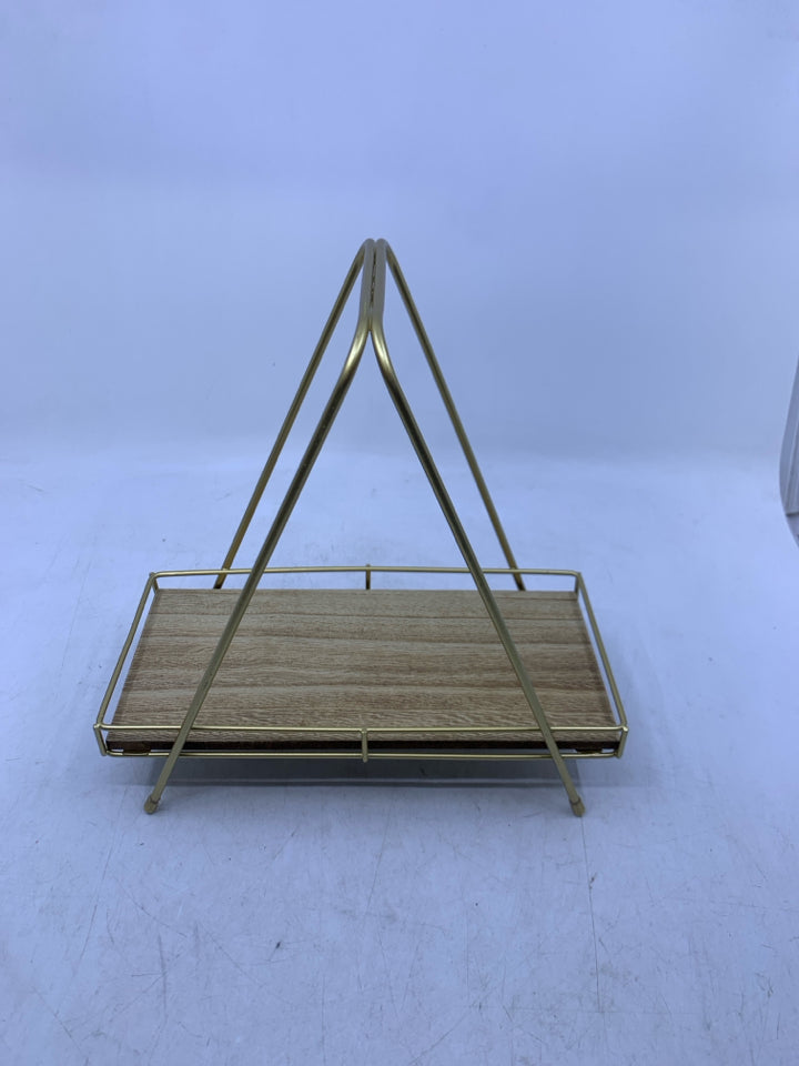 GOLD METAL TRIANGLE SHAPED SMALL SHELF.