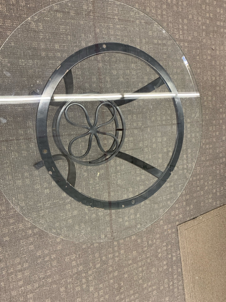 METAL FLOWER TABLE W/GLASS CIRCLE TOP.