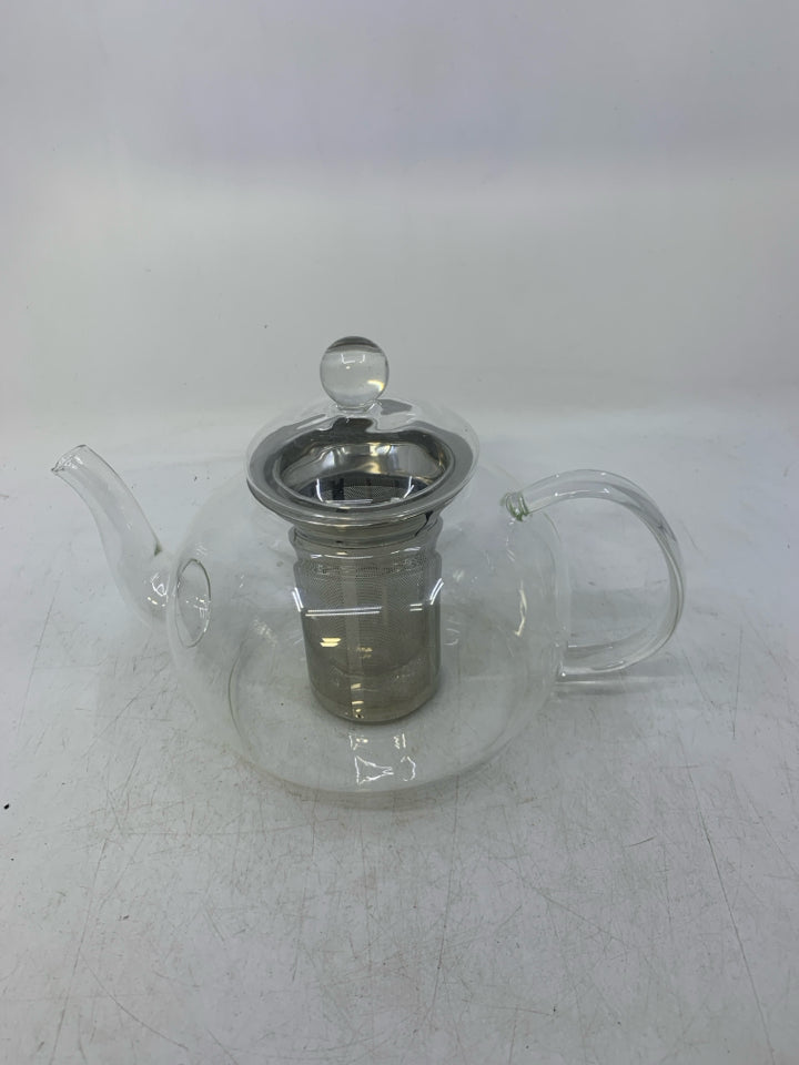 CLEAR GLASS INFUSER LEAF TEA POT.