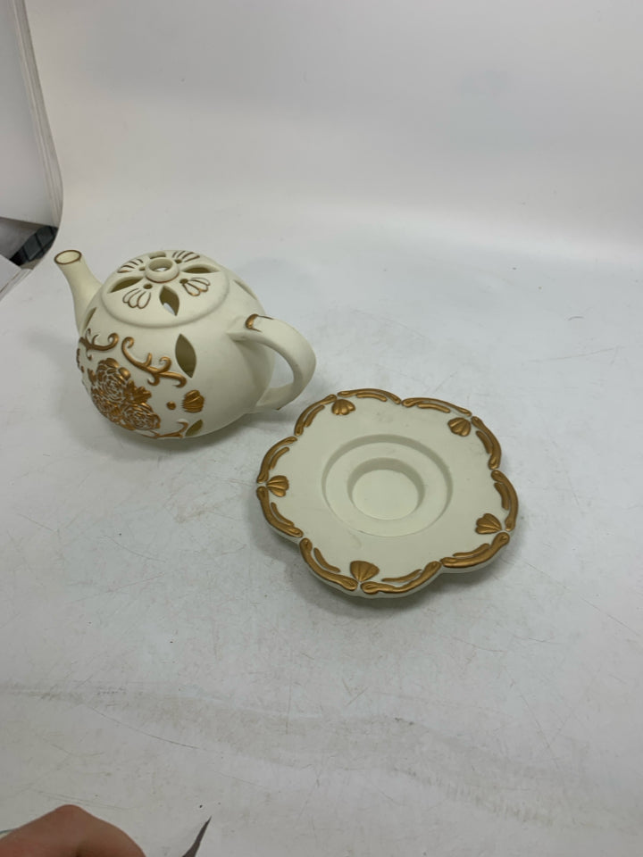 2 PC PIERCED TEAPOT W/ GOLD EMBOSSED ROSES VOTIVE CANDLE HOLDER.