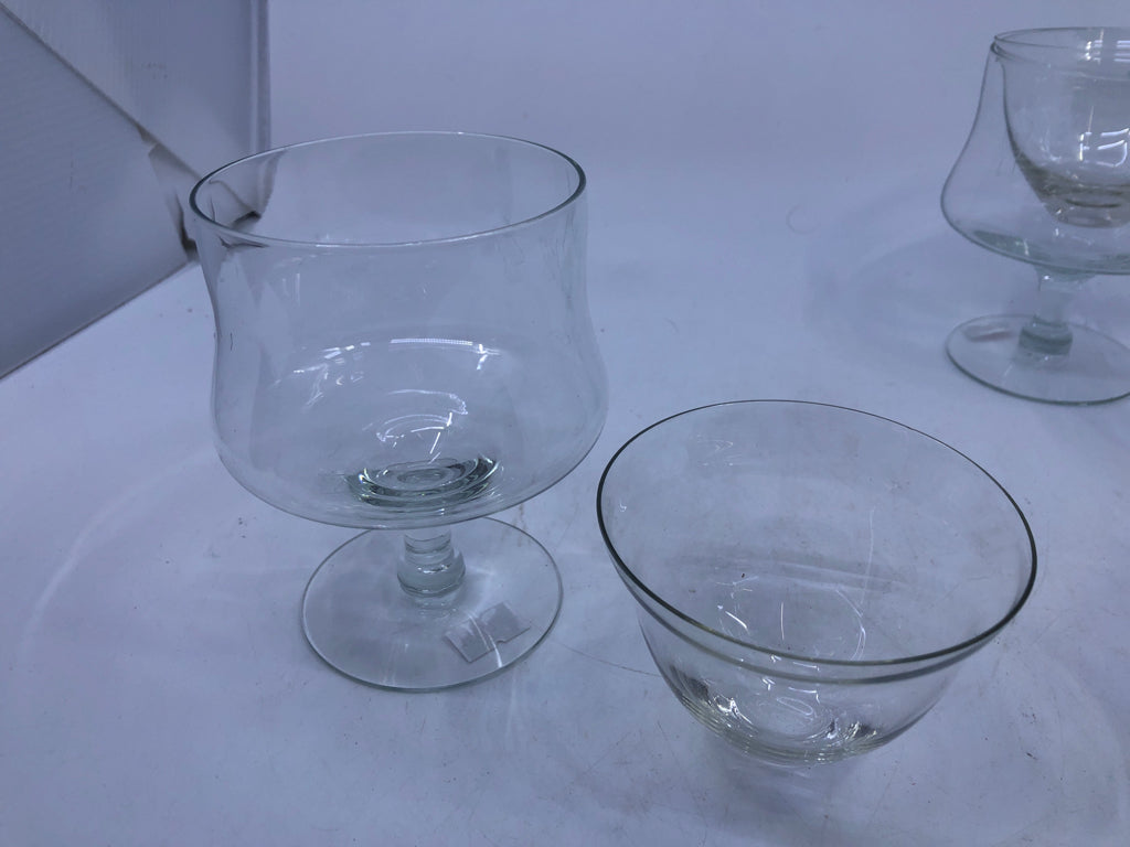 4 CLEAR 2PC SHRIMP COCKTAIL GLASSES.