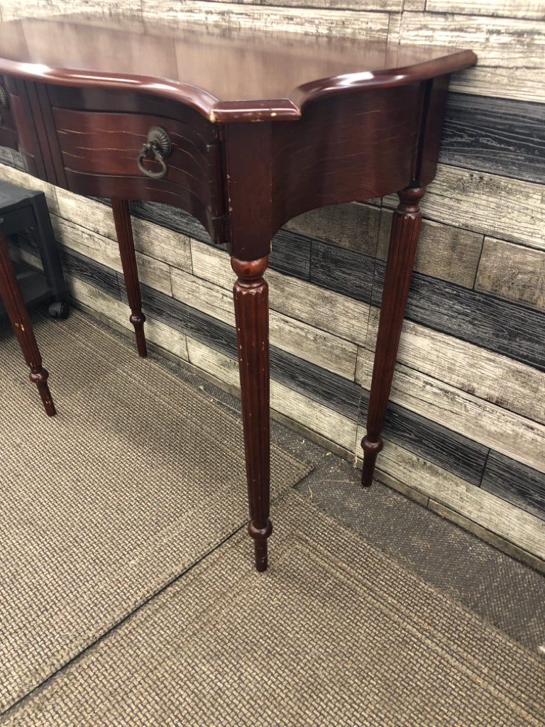 CHERRY WOOD VANITY W/ DRAWER.