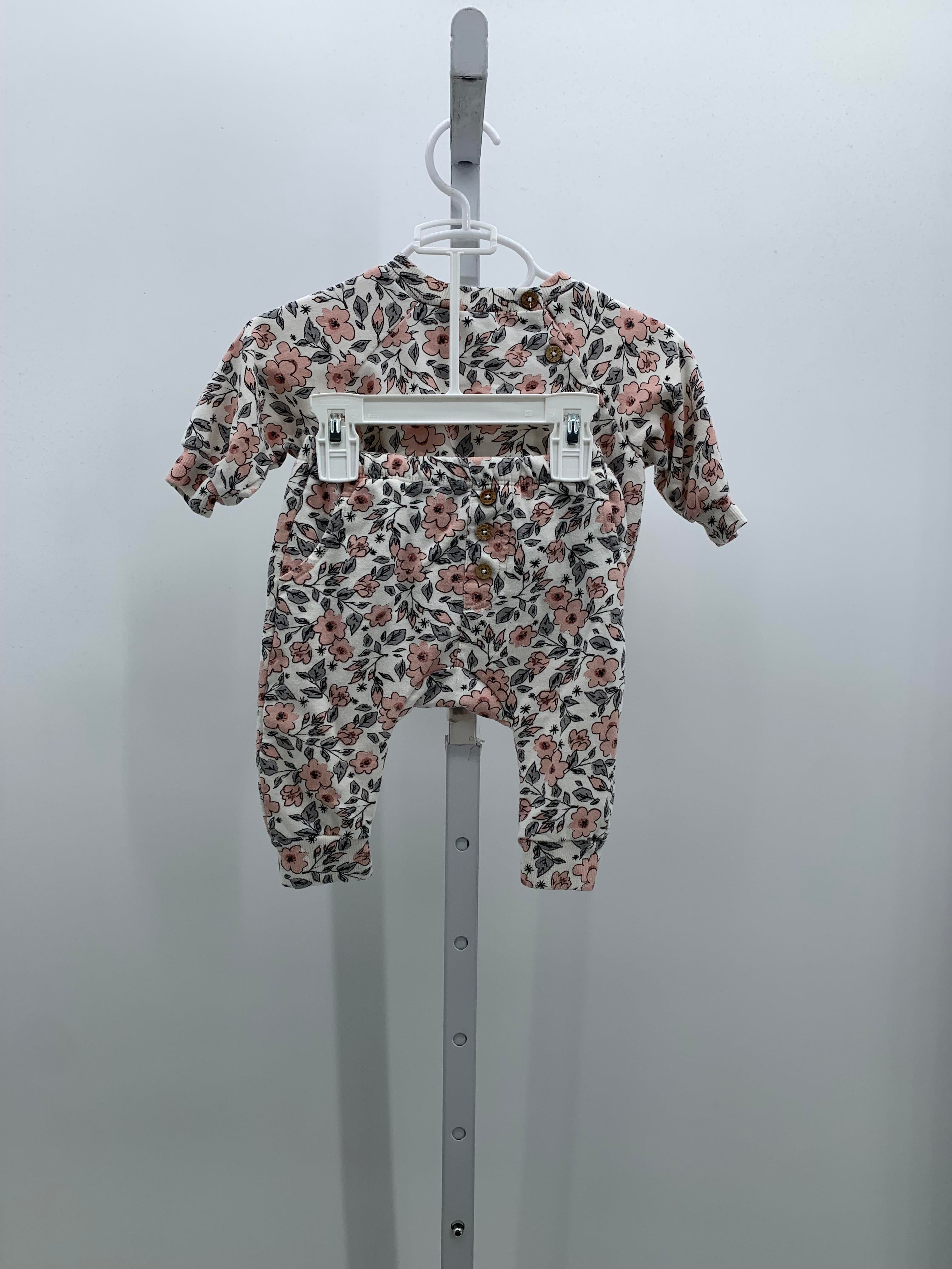Jessica Simpson Size 0-3 months Girls 2 Pieces