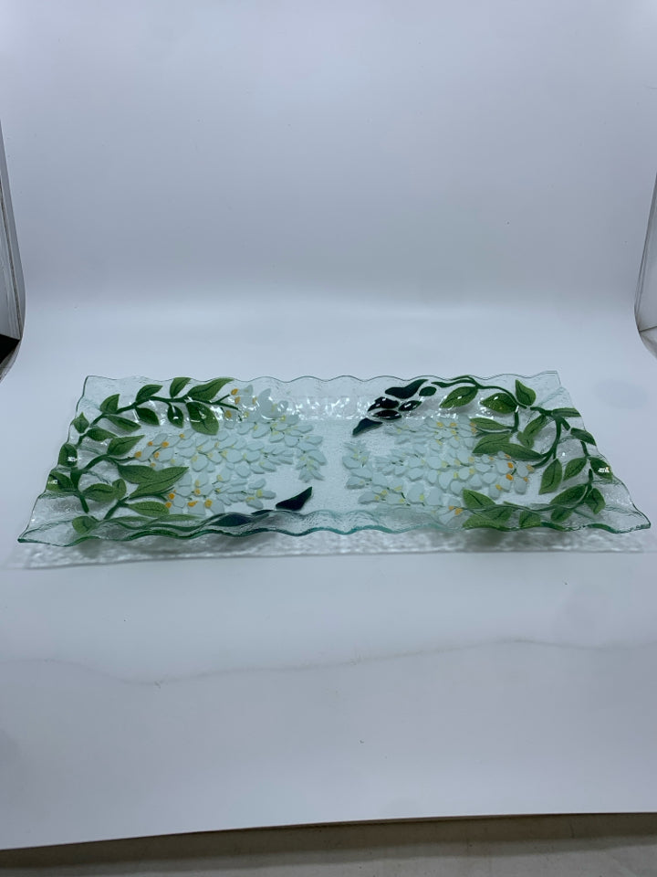 FUSED GLASS WHITE FLORAL RECTANGLE PLATE.