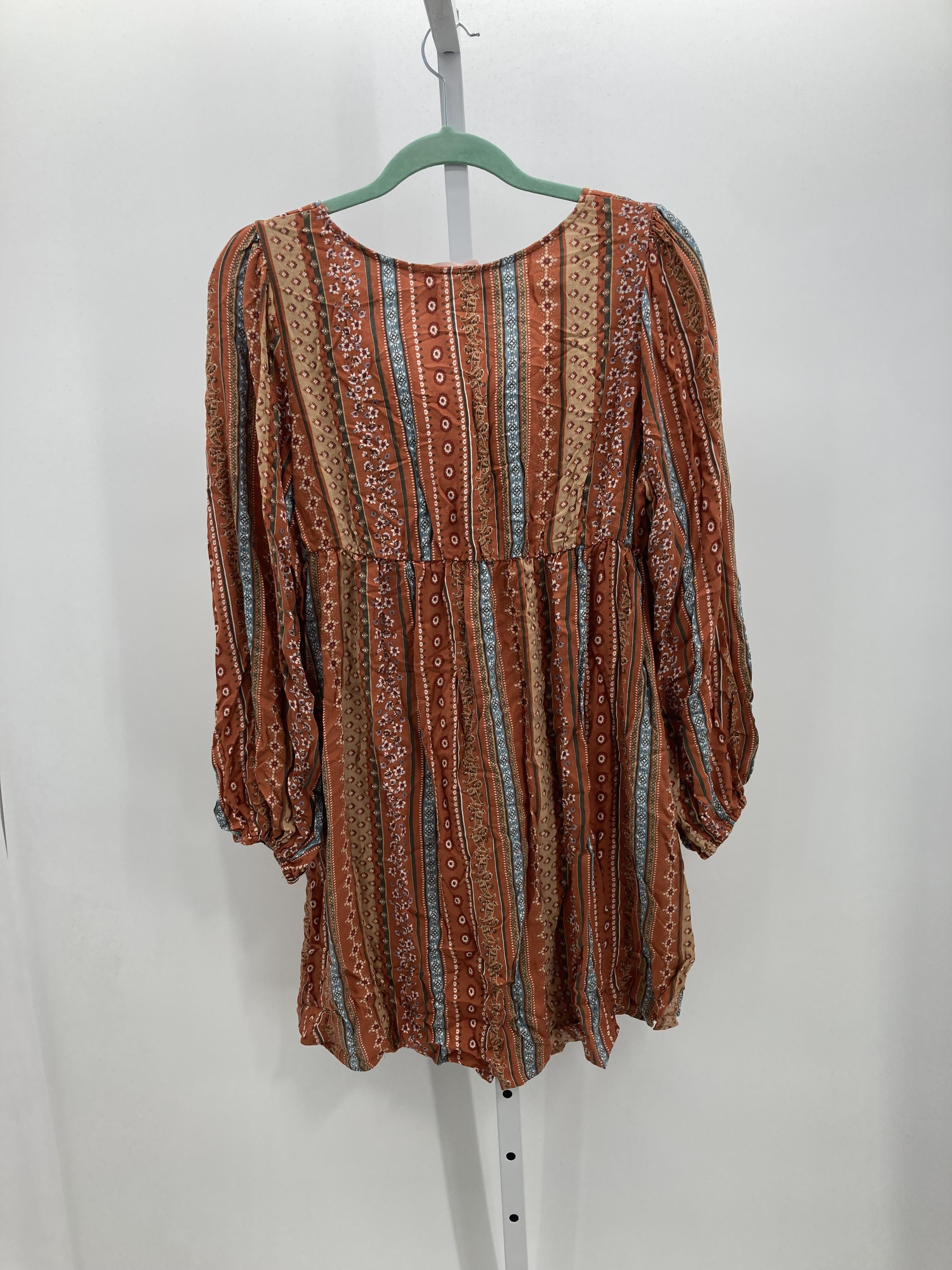 Size Medium Misses Long Sleeve Dress