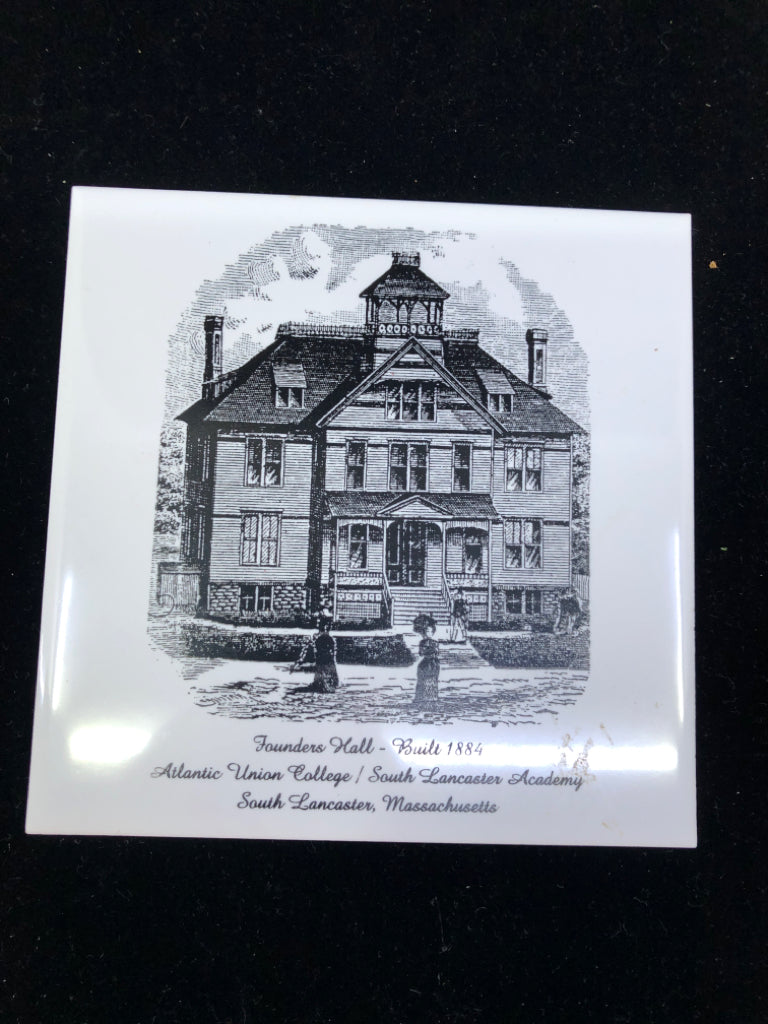 FOUNDERS HALL LANCASTER BLACK AND WHITE TRIVET.